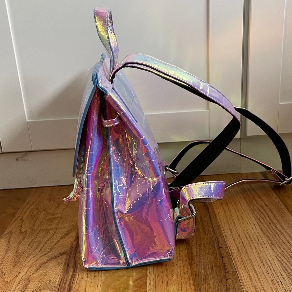 Iridescent Lavender Holographic Backpack - Picture 2 of 6